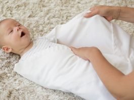 Importance of swaddling your newborn baby